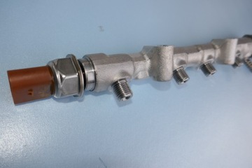 РЕЙКА ВПРЫСКА AUDI VW 1.2 TDI 03P089 КОМПЛЕКТ
