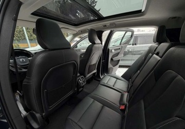 Volvo XC40 Crossover 2.0 T4 190KM 2020 Volvo XC 40 T4 190KM skora virtual BEZWYPADKOWY panorama GWARANCJA BLIS, zdjęcie 19