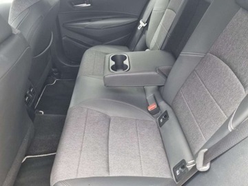 Toyota Corolla XII TS Kombi Facelifting 1.8 Hybrid 140KM 2023 Toyota Corolla Toyota Corolla 1.8 Hybrid Comfort Style, salon PL, gwarancja, zdjęcie 23