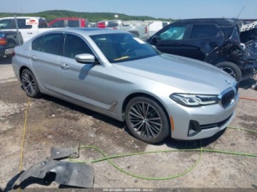 BMW Seria 5 G30-G31 2021 BMW Seria 5 530e, 2021r., 2.0L 2.0 Benzyna 181KM