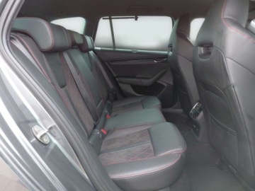 Skoda Octavia IV RS Kombi 2.0 TSI 245KM 2023 Skoda Octavia RS 2.0 TSI 245KM DSG FV 23 2.0 Benzyna 245KM, zdjęcie 12