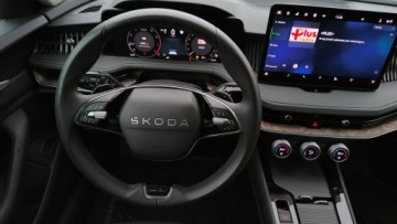 Skoda Superb IV Liftback 2.0 TSI 204KM 2025 Skoda Superb 2,0TSI 204KM ACC Hak L&amp;K Kamera Canto, zdjęcie 14