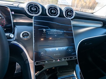 Mercedes GLC C254/X254 Coupe 2.0 300 258KM 2025 MERCEDES-BENZ GLC 300 4-Matic AMG Line 2.0 (258KM) 2025, zdjęcie 14