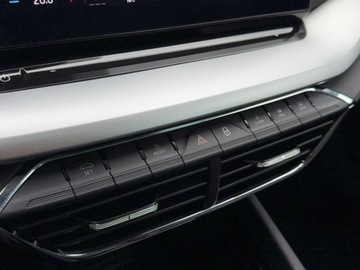 Skoda Octavia IV Scout 1.5 TSI ACT 150KM 2022 Skoda Octavia Virtual Cockpit, tempomat, kamera cofania 1.5 Benzyna 150KM, zdjęcie 25