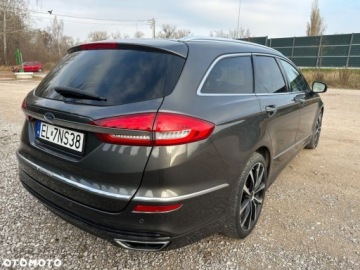 Ford Mondeo V Kombi Facelifting 2.0 EcoBlue 190KM 2019 Ford Mondeo Ford Mondeo 2.0 EcoBlue Allrad VIGNALE 2.0 Diesel 190KM, zdjęcie 11