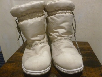 ADIDAS NEO-R-40-WKL-24.5CM.