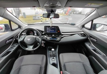 Toyota C-HR I Crossover Facelifting 1.2 Turbo 116KM 2020 Toyota C-HR 1.2 Benzyna 116KM, zdjęcie 11