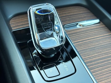 Volvo XC60 II 2023 Volvo XC 60 B5 AWD | Ultimate Dark | Mild Hybrid |, zdjęcie 18