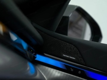 BMW Seria 5 G90-91 Touring 2.0 520d 197KM 2025 BMW Seria 5 Touring 520d xDrive Sport Combi 2.0 (197KM) 2025, zdjęcie 12