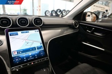 Mercedes Klasa C W206 2023 Mercedes-Benz Klasa C FV23Kierownica SupersportowaPodswietlane listwy prog, zdjęcie 12