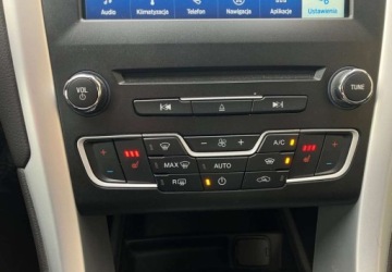 Ford Mondeo V Sedan 1.5 EcoBoost 160KM 2017 Ford Mondeo Ford Mondeo 1.5 EcoBoost Edition 1.5 Benzyna 160KM, zdjęcie 29