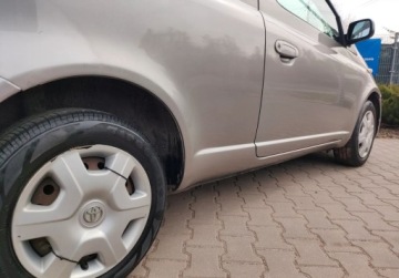Toyota Yaris I 2003 Toyota Yaris Fajny Stan Brak korozji KLIMA Elektryka Zobacz Benzyna, zdjęcie 17
