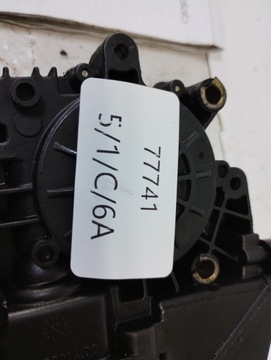 AUDI A4 B5 MECHANIZMUS OKNO MOTOREK LEVÝ PŘEDNÍ