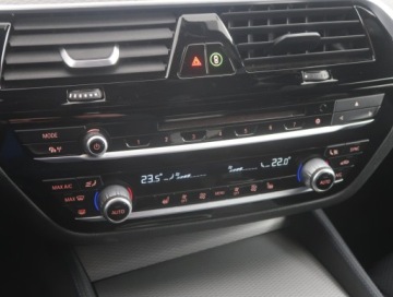 BMW Seria 5 G30-G31 Limuzyna 520d 190KM 2017 BMW 5 520d, Salon Polska, Serwis ASO, 187 KM, zdjęcie 11