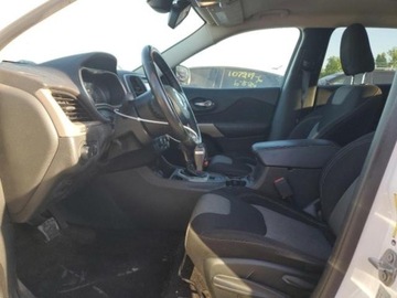 Jeep Cherokee V 2017 Jeep Cherokee Jeep Cherokee Sport 2.4 Benzyna 184KM, zdjęcie 6