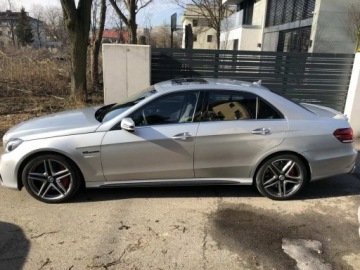 Mercedes Klasa E W212 Limuzyna Facelifting AMG 63 AMG S 585KM 2013 Mercedes E63 AMG S 4-Matic Carbon 585KM 2013r przebieg tylko 80tys.km!, zdjęcie 3