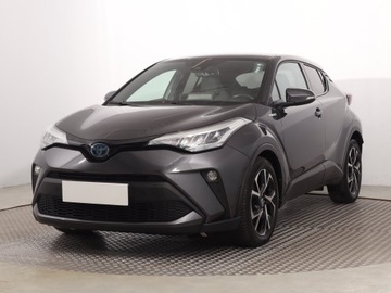 Toyota C-HR I Crossover Facelifting 1.8 Hybrid 122KM 2021 Toyota C-HR 1.8 Hybrid, Salon Polska, zdjęcie 1
