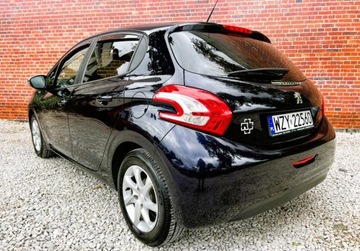 Peugeot 208 I Hatchback 3d 1.2 VTI 82KM 2014 Peugeot 208 Salon PL Czujniki Kamera niski przebieg Gwarancja w cenie Waw, zdjęcie 2