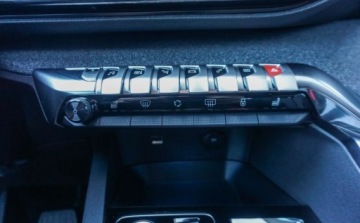 Peugeot 3008 II Plug-In Hybrid Facelifting 1.6 HYBRID 225KM 2023 Peugeot 3008 Peugeot 3008 Allure Pack PHEV 225km 1.6 Hybryda Plug-in 225KM, zdjęcie 19