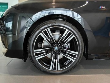 BMW Seria 7 G70 Sedan 3.0 40d 299KM 2025 BMW Seria 7 740d xDrive Sport Sedan 3.0 (299KM) 2025, zdjęcie 14