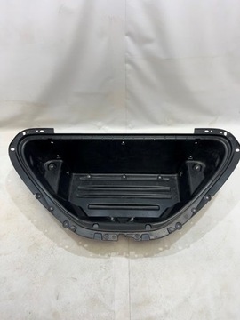 TESLA S LIFT WANNA KUFER