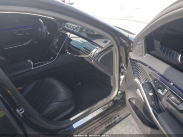 Mercedes Klasa S W223/V223 2021 Mercedes-Benz Klasa S 580, 2021r., 4x4, 4.0L 4.0 Benzyna 496KM, zdjęcie 9