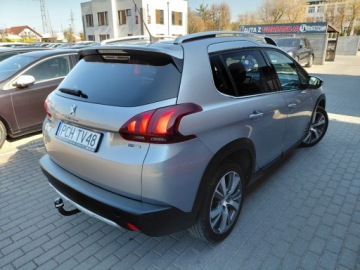 Peugeot 2008 I SUV Facelifting 1.2 PureTech 110KM 2016 Peugeot 2008 Panorama Navi Klimatronik Alu PDC Hak 1.2 Benzyna 110KM, zdjęcie 6