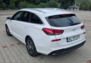 Hyundai i30 III Wagon Facelifting 1.5 T-GDI 48V 160KM 2023 Hyundai i30 I rej. 2024SalonPerfect stanBezwypadkowy 1.5 Benzyna 160KM, zdjęcie 4
