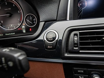 BMW Seria 5 F10-F11 Touring Facelifting 520d 190KM 2015 BMW Seria 5 520d xDrive Combi 2.0 190KM 2015, zdjęcie 16