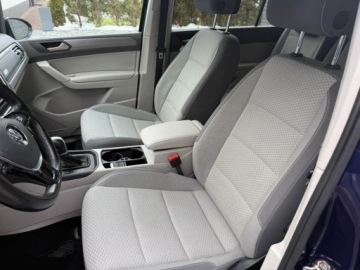 Volkswagen Touran III 1.6 TDI 110KM 2016 Volkswagen Touran 1.6d 110KM 2016r automat, zdjęcie 16