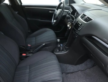 Suzuki Swift V Hatchback 3d Facelifting 1.2 VVT 94KM 2016 Suzuki Swift 1.2, Salon Polska, Serwis ASO, Klima, zdjęcie 8