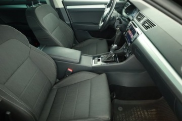 Skoda Superb III Kombi 2.0 TDI 190KM 2016 Skoda Superb 2.0 TDI, Salon Polska, Serwis ASO, zdjęcie 6