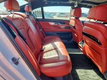 BMW Seria 7 G11-G12 2021 BMW Seria 7 750xi 2021 4.4l 4.4 Benzyna 523KM, zdjęcie 10