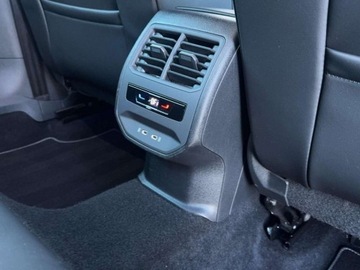 Seat Leon IV Sportstourer 1.5 eTSI (MHEV) 150KM 2021 Seat Leon FR eTSI 150KM, Keyless, Grzana kierownica, Sterowanie Glosowe, N, zdjęcie 13