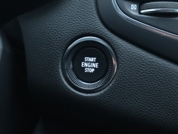 Renault Megane IV Hatchback 5d  Facelifting 1.3 TCe 115KM 2020 Renault Megane 1.3 TCe, Salon Polska, Serwis ASO, zdjęcie 12