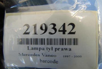 MERCEDES VANEO SVĚTLO ZADNÍ PRAVÁ STAV WIDOCZNY NA FOTCE