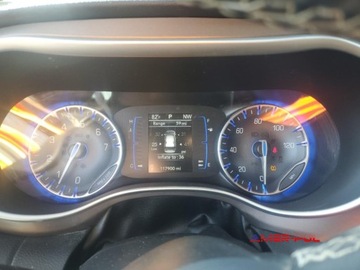 Chrysler Voyager V 2020 Chrysler Voyager 2020 r., 3,6 L LX 3.6 Benzyna 287KM, zdjęcie 6