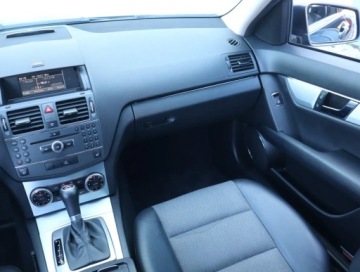 Mercedes Klasa C W204 Kombi T204 1.6 180 K BlueEFFICIENCY 156KM 2009 Mercedes C C 180 Kompressor, Automat, Skóra, Navi, zdjęcie 7