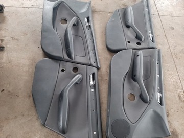 Сиденья универсал Е46, черная кожа, боковины дивана