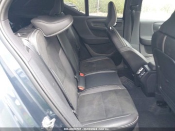 Volvo XC40 2022 Volvo XC 40 2022r, R-Design, 2.0L, 4x4 2.0 Benzyna 252KM, zdjęcie 12