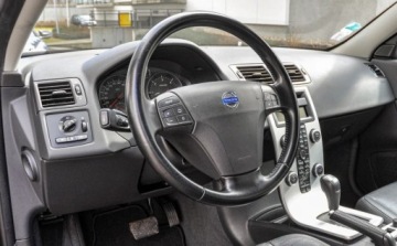 Volvo C30 Hatchback 3d 2.0 D4 177KM 2010 Volvo C30 2,0d (177KM) Automat Skory Lift Bezwypadkowy 2.0 Diesel 177KM, zdjęcie 8