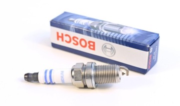 Świeca zapłonowa Bosch FR6KI332S / 9735