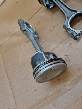 Поршень Audi RS3 8V 2.5 TFSI 07K107065AB