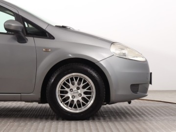 Fiat Punto Grande Punto Hatchback 5d 1.4 8v 77KM 2007 Fiat Grande Punto 1.4, GAZ, Klima, Klimatronic, zdjęcie 13
