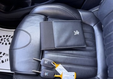 Peugeot 3008 II Crossover 1.2 PureTech 130KM 2018 Peugeot 3008 bezwypadekserwis asoALLUR BIZNESpanorama 1.2 Benzyna 130KM, zdjęcie 16