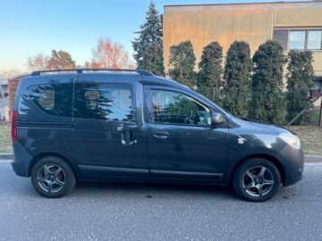 Dacia Dokker 2013 Dacia Dokker Dacia Dokker 1,2 bezwypadkowy 1.2 Benzyna 115KM, zdjęcie 5