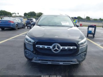 Mercedes GLA II 2022 Mercedes-Benz GLA 250 2022 2.0 Benzyna 221KM, zdjęcie 7