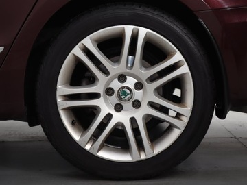 Skoda Superb II Sedan 1.8 TSI 160KM 2011 Skoda Superb 1.8 TSI, DSG, Skóra, Xenon, Klima, zdjęcie 14