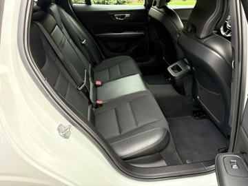 Volvo V60 II  2018 Volvo V60 T5 250 KM Automat Kamera Hak FV23%, zdjęcie 15