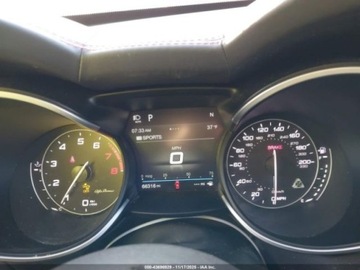 Alfa Romeo Stelvio 2019 Alfa Romeo Stelvio 2019 Alfa Romeo Stelvio Quadrifoglio AWD 2.0 Benzyna, zdjęcie 11